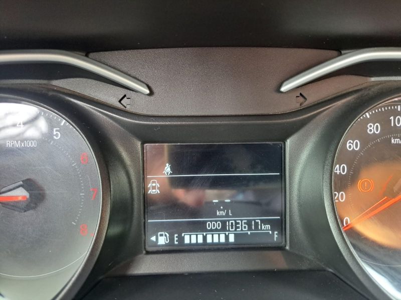 Chevrolet ONIX 1.0 TURBO FLEX PLUS LT MANUAL 2020/2021 CAMINHÕES & CAMIONETAS PASSO FUNDO / Carros no Vale