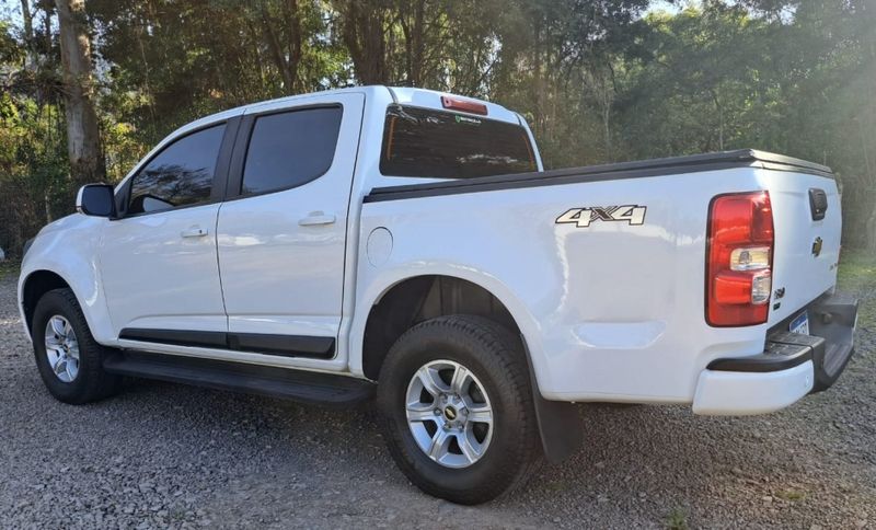 Chevrolet S10 2.8 LT 4X4 CD 16V TURBO DIESEL 4P AUTOMÁTICO 2018/2019 CAMINHÕES & CAMIONETAS PASSO FUNDO / Carros no Vale