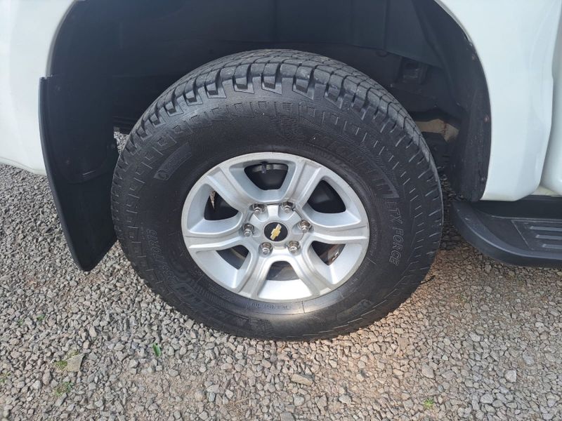 Chevrolet S10 2.8 LT 4X4 CD 16V TURBO DIESEL 4P AUTOMÁTICO 2018/2019 CAMINHÕES & CAMIONETAS PASSO FUNDO / Carros no Vale