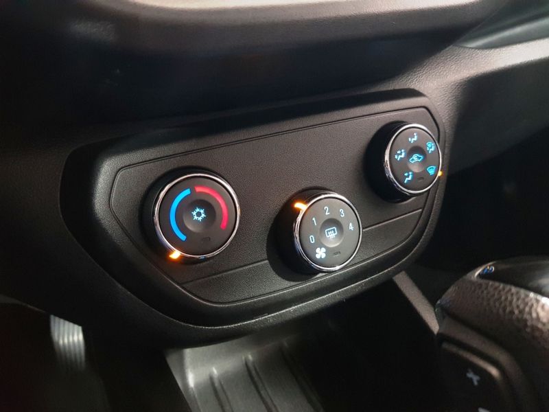 Chevrolet SPIN 1.8 ACTIV7 8V FLEX 4P AUTOMÁTICO 2019/2020 ADVANT AUTOMÓVEIS CAXIAS DO SUL / Carros no Vale
