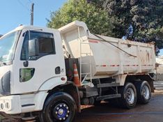 Ford Cargo 2629 E 6×4 Turbo 2p Caçamba 2014/2014 CAMINHÕES & CAMIONETAS PASSO FUNDO / Carros no Vale