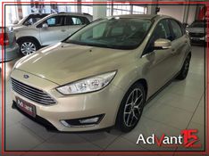 Ford FOCUS 2.0 TITANIUM 16V FLEX 4P POWERSHIFT 2015/2016 ADVANT AUTOMÓVEIS CAXIAS DO SUL / Carros no Vale