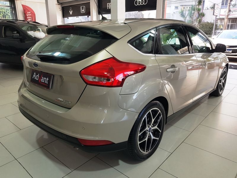 Ford FOCUS 2.0 TITANIUM 16V FLEX 4P POWERSHIFT 2015/2016 ADVANT AUTOMÓVEIS CAXIAS DO SUL / Carros no Vale