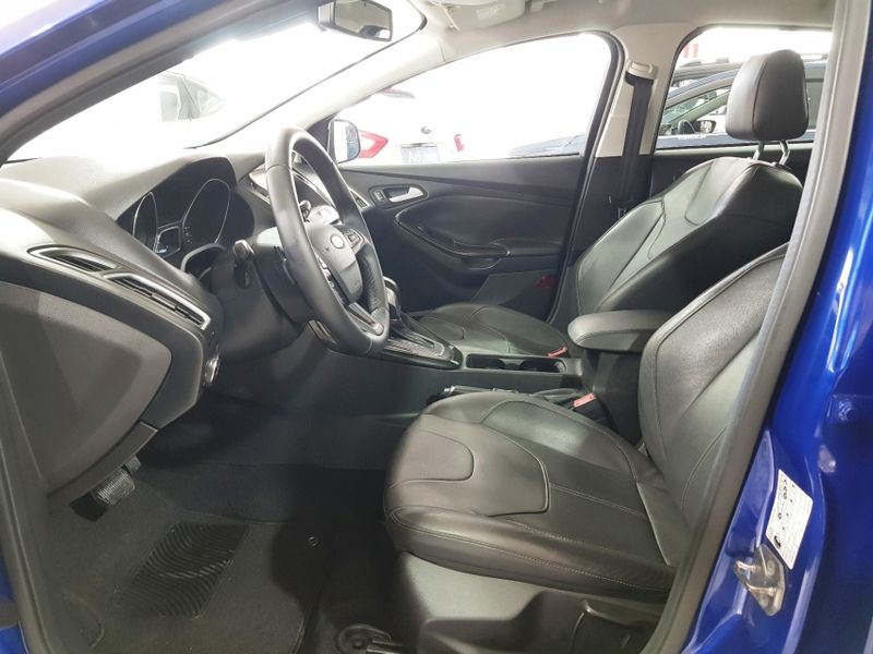 Ford FOCUS 2.0 TITANIUM 16V FLEX 4P POWERSHIFT 2015/2016 ADVANT AUTOMÓVEIS CAXIAS DO SUL / Carros no Vale