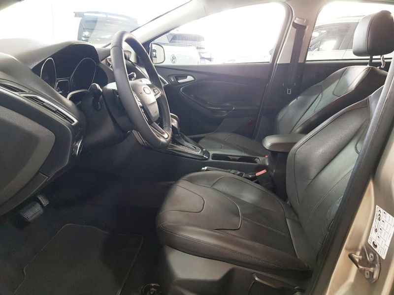 Ford FOCUS 2.0 TITANIUM 16V FLEX 4P POWERSHIFT 2015/2016 ADVANT AUTOMÓVEIS CAXIAS DO SUL / Carros no Vale