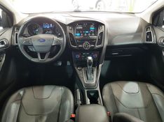 Ford FOCUS 2.0 TITANIUM PLUS FASTBACK 16V FLEX 4P POWERSHIFT 2016/2017 ADVANT AUTOMÓVEIS CAXIAS DO SUL / Carros no Vale