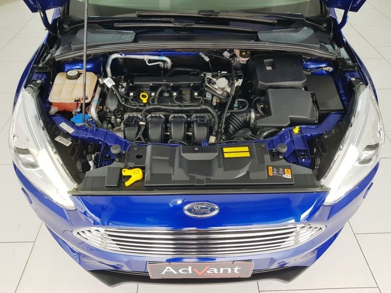 Ford FOCUS 2.0 TITANIUM PLUS FASTBACK 16V FLEX 4P POWERSHIFT 2016/2017 ADVANT AUTOMÓVEIS CAXIAS DO SUL / Carros no Vale