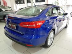 Ford FOCUS 2.0 TITANIUM PLUS FASTBACK 16V FLEX 4P POWERSHIFT 2016/2017 ADVANT AUTOMÓVEIS CAXIAS DO SUL / Carros no Vale