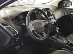 Ford FOCUS 2.0 TITANIUM PLUS FASTBACK 16V FLEX 4P POWERSHIFT 2016/2017 ADVANT AUTOMÓVEIS CAXIAS DO SUL / Carros no Vale