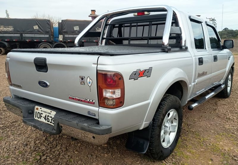 Ford RANGER 3.0 LIMITED 4X4 CD 16V TURBO ELETRONIC DIESEL 4P MANUAL 2007/2008 CAMINHÕES & CAMIONETAS PASSO FUNDO / Carros no Vale