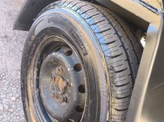 Hyundai HR 2.5 TCI Diesel Plataforma 2013/2014 CAMINHÕES & CAMIONETAS PASSO FUNDO / Carros no Vale