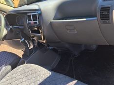 Hyundai HR 2.5 TCI Diesel Plataforma 2013/2014 CAMINHÕES & CAMIONETAS PASSO FUNDO / Carros no Vale