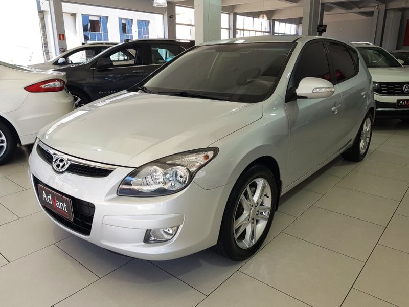 Hyundai I30 2.0 MPFI GLS 16V GASOLINA 4P MANUAL 2011/2012 ADVANT AUTOMÓVEIS CAXIAS DO SUL / Carros no Vale