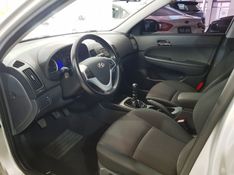 Hyundai I30 2.0 MPFI GLS 16V GASOLINA 4P MANUAL 2011/2012 ADVANT AUTOMÓVEIS CAXIAS DO SUL / Carros no Vale