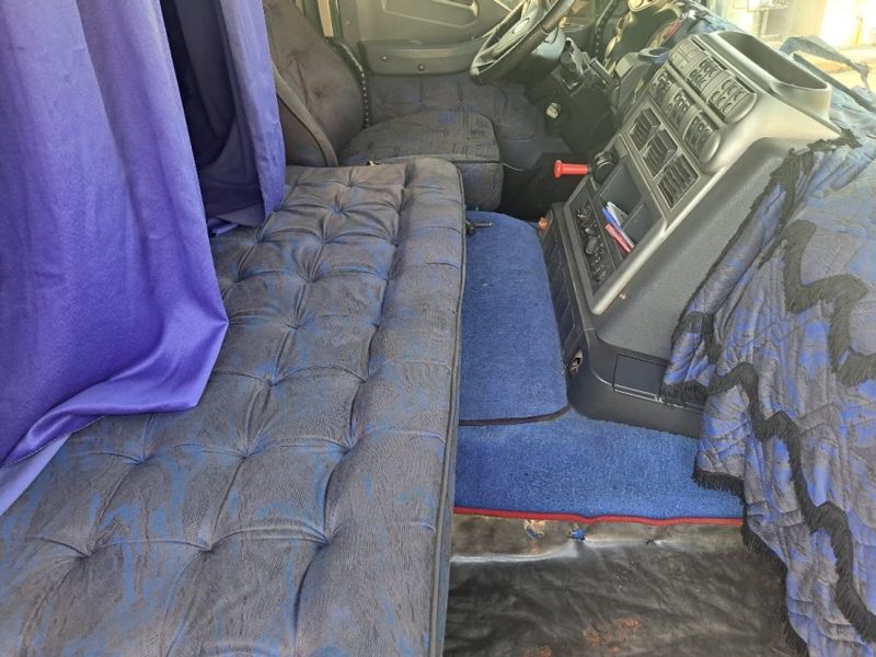 Iveco Stralis 480 STRALIS 800-S44T TB 6×4 + Bi Trem 2013 2013/2013 CAMINHÕES & CAMIONETAS PASSO FUNDO / Carros no Vale