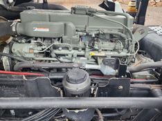 Volkswagen 24.330 8×2 24-330 E Constel 8×2 Câmara Fria 2014/2014 CAMINHÕES & CAMIONETAS PASSO FUNDO / Carros no Vale