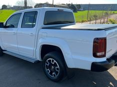 Volkswagen AMAROK 3.0 V6 TDI DIESEL COMFORTLINE CD 4MOTION AUTOMÁTICO 2023/2023 CAMINHÕES & CAMIONETAS PASSO FUNDO / Carros no Vale