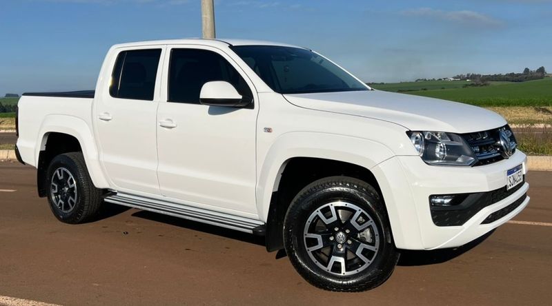 Volkswagen AMAROK 3.0 V6 TDI DIESEL COMFORTLINE CD 4MOTION AUTOMÁTICO 2023/2023 CAMINHÕES & CAMIONETAS PASSO FUNDO / Carros no Vale