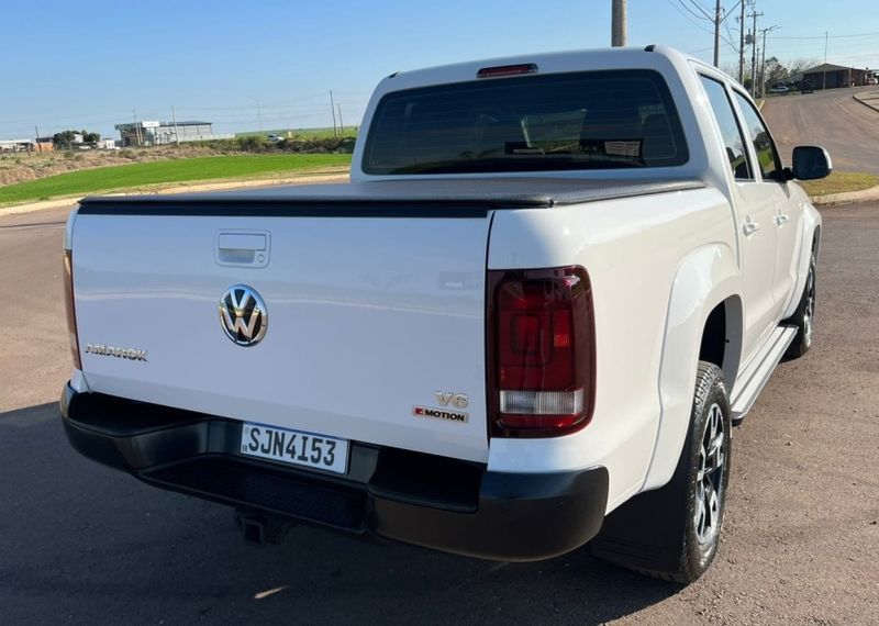 Volkswagen AMAROK 3.0 V6 TDI DIESEL COMFORTLINE CD 4MOTION AUTOMÁTICO 2023/2023 CAMINHÕES & CAMIONETAS PASSO FUNDO / Carros no Vale