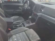 Volkswagen AMAROK 3.0 V6 TDI DIESEL HIGHLINE CD 4MOTION AUTOMÁTICO 2018/2019 CAMINHÕES & CAMIONETAS PASSO FUNDO / Carros no Vale