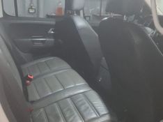 Volkswagen AMAROK 3.0 V6 TDI DIESEL HIGHLINE CD 4MOTION AUTOMÁTICO 2018/2019 CAMINHÕES & CAMIONETAS PASSO FUNDO / Carros no Vale