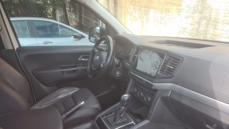Volkswagen AMAROK 3.0 V6 TDI DIESEL HIGHLINE CD 4MOTION AUTOMÁTICO 2018/2019 CAMINHÕES & CAMIONETAS PASSO FUNDO / Carros no Vale