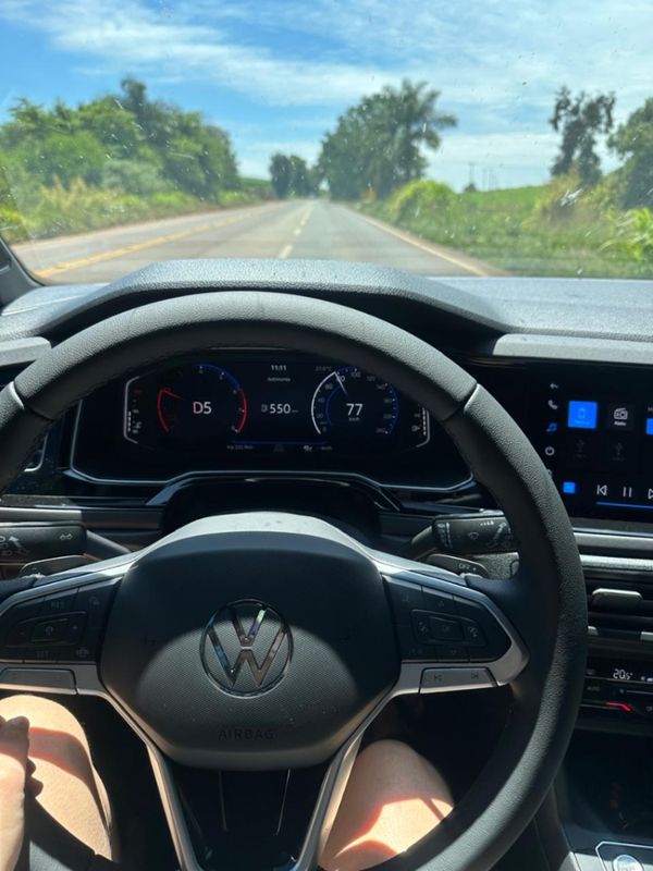 Volkswagen NIVUS 1.0 200 TSI TOTAL FLEX HIGHLINE AUTOMÁTICO 2023/2024 CAMINHÕES & CAMIONETAS PASSO FUNDO / Carros no Vale