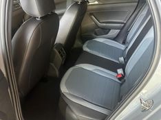 Volkswagen NIVUS 1.0 200 TSI TOTAL FLEX HIGHLINE AUTOMÁTICO 2023/2024 CAMINHÕES & CAMIONETAS PASSO FUNDO / Carros no Vale