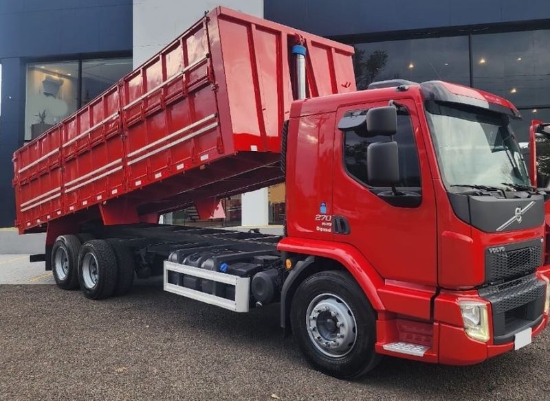 Volvo VM 270 6×2 Caçamba 2020/2021 CAMINHÕES & CAMIONETAS PASSO FUNDO / Carros no Vale