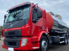 Volvo VM 270 6×2 Tanque. 2021/2021 CAMINHÕES & CAMIONETAS PASSO FUNDO / Carros no Vale