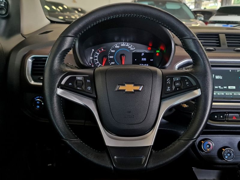Chevrolet SPIN 1.8 PREMIER 8V FLEX 4P AUTOMÁTICO 2021/2022 CARRO DEZ NOVO HAMBURGO / Carros no Vale