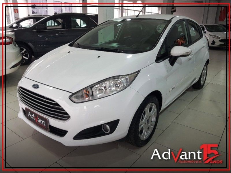 Ford FIESTA 1.6 SE HATCH 16V FLEX 4P AUTOMÁTICO 2014/2014 ADVANT AUTOMÓVEIS CAXIAS DO SUL / Carros no Vale Ford FIESTA 1.6 SE HATCH 16V FLEX 4P AUTOMÁTICO 2014/2014 ADVANT AUTOMÓVEIS CAXIAS DO SUL / Carros no Vale