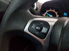 Ford FIESTA 1.6 SE HATCH 16V FLEX 4P AUTOMÁTICO 2014/2014 ADVANT AUTOMÓVEIS CAXIAS DO SUL / Carros no Vale