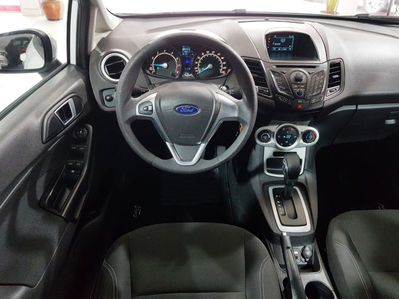 Ford FIESTA 1.6 SE HATCH 16V FLEX 4P AUTOMÁTICO 2014/2014 ADVANT AUTOMÓVEIS CAXIAS DO SUL / Carros no Vale Ford FIESTA 1.6 SE HATCH 16V FLEX 4P AUTOMÁTICO 2014/2014 ADVANT AUTOMÓVEIS CAXIAS DO SUL / Carros no Vale