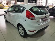 Ford FIESTA 1.6 SE HATCH 16V FLEX 4P AUTOMÁTICO 2014/2014 ADVANT AUTOMÓVEIS CAXIAS DO SUL / Carros no Vale
