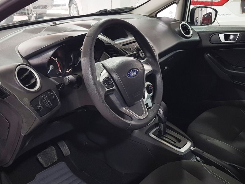 Ford FIESTA 1.6 SE HATCH 16V FLEX 4P AUTOMÁTICO 2014/2014 ADVANT AUTOMÓVEIS CAXIAS DO SUL / Carros no Vale Ford FIESTA 1.6 SE HATCH 16V FLEX 4P AUTOMÁTICO 2014/2014 ADVANT AUTOMÓVEIS CAXIAS DO SUL / Carros no Vale
