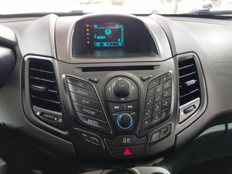 Ford FIESTA 1.6 SE HATCH 16V FLEX 4P AUTOMÁTICO 2014/2014 ADVANT AUTOMÓVEIS CAXIAS DO SUL / Carros no Vale Ford FIESTA 1.6 SE HATCH 16V FLEX 4P AUTOMÁTICO 2014/2014 ADVANT AUTOMÓVEIS CAXIAS DO SUL / Carros no Vale