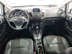 Ford FIESTA 1.6 TITANIUM HATCH 16V FLEX 4P POWERSHIFT 2016/2016 ADVANT AUTOMÓVEIS CAXIAS DO SUL / Carros no Vale
