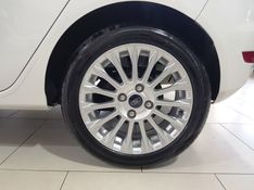 Ford FIESTA 1.6 TITANIUM HATCH 16V FLEX 4P POWERSHIFT 2016/2016 ADVANT AUTOMÓVEIS CAXIAS DO SUL / Carros no Vale