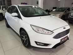 Ford FOCUS 2.0 TITANIUM 16V FLEX 4P POWERSHIFT 2015/2016 ADVANT AUTOMÓVEIS CAXIAS DO SUL / Carros no Vale