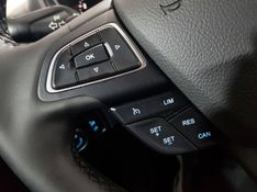 Ford FOCUS 2.0 TITANIUM 16V FLEX 4P POWERSHIFT 2015/2016 ADVANT AUTOMÓVEIS CAXIAS DO SUL / Carros no Vale