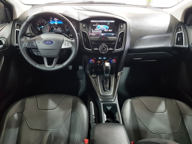 Ford FOCUS 2.0 TITANIUM 16V FLEX 4P POWERSHIFT 2015/2016 ADVANT AUTOMÓVEIS CAXIAS DO SUL / Carros no Vale