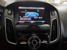 Ford FOCUS 2.0 TITANIUM 16V FLEX 4P POWERSHIFT 2015/2016 ADVANT AUTOMÓVEIS CAXIAS DO SUL / Carros no Vale