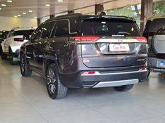 JEEP COMMANDER 1.3 T270 TURBO FLEX LIMITED AT6 2022/2022 CARRO DEZ NOVO HAMBURGO / Carros no Vale