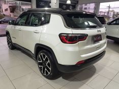 JEEP COMPASS 2.0 16V FLEX LIMITED AUTOMÁTICO 2018/2018 ADVANT AUTOMÓVEIS CAXIAS DO SUL / Carros no Vale