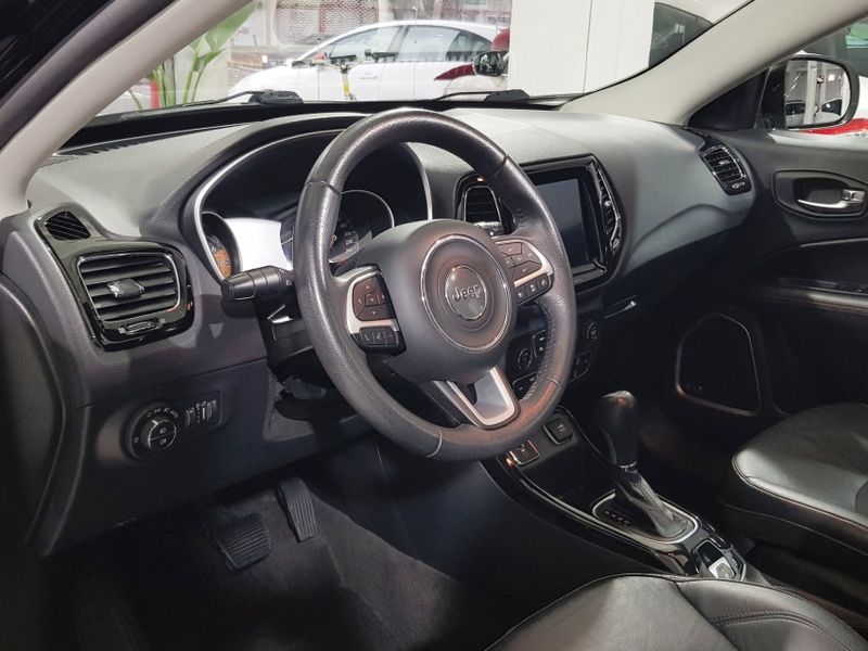 JEEP COMPASS 2.0 16V FLEX LIMITED AUTOMÁTICO 2018/2018 ADVANT AUTOMÓVEIS CAXIAS DO SUL / Carros no Vale