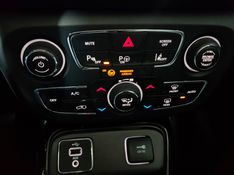 JEEP COMPASS 2.0 16V FLEX LIMITED AUTOMÁTICO 2018/2018 ADVANT AUTOMÓVEIS CAXIAS DO SUL / Carros no Vale