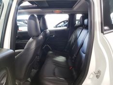 JEEP RENEGADE 1.8 16V FLEX LONGITUDE 4P AUTOMÁTICO 2015/2016 ADVANT AUTOMÓVEIS CAXIAS DO SUL / Carros no Vale