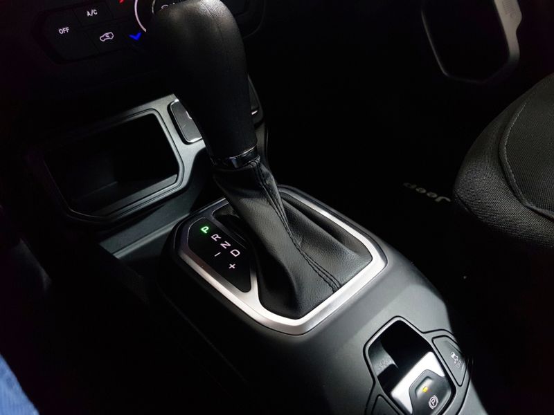 JEEP RENEGADE 1.8 16V FLEX SPORT 4P AUTOMÁTICO 2021/2021 ADVANT AUTOMÓVEIS CAXIAS DO SUL / Carros no Vale