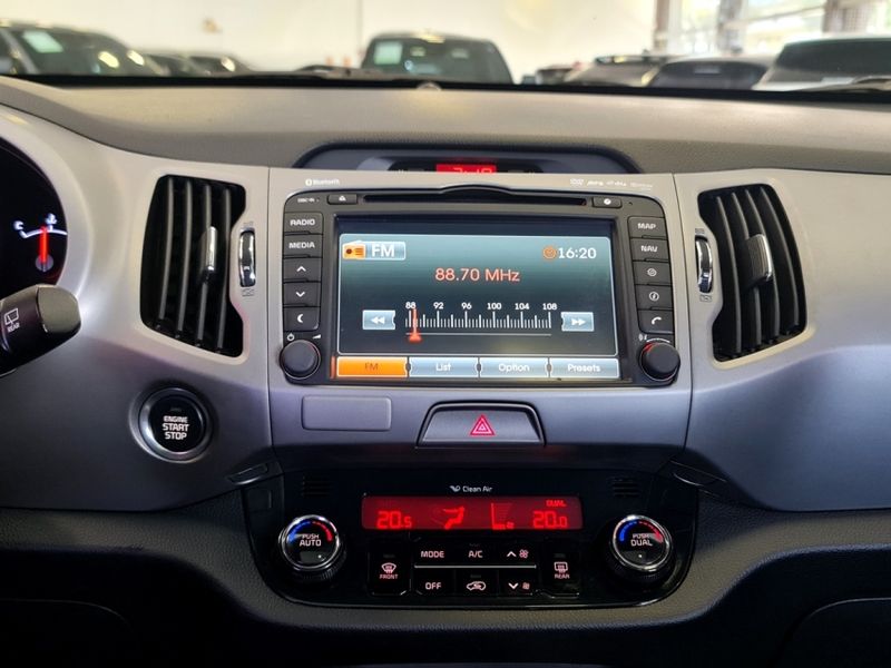 KIA SPORTAGE 2.0 EX 4X2 16V FLEX 4P AUTOMÁTICO 2015/2016 CARRO DEZ NOVO HAMBURGO / Carros no Vale